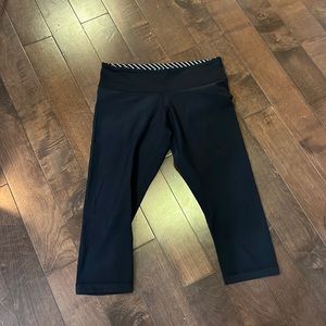 Size 10 Black Lululemon Capri Leggings